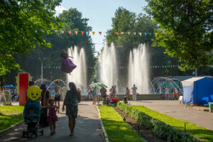 Центральный фонтан парка Мира